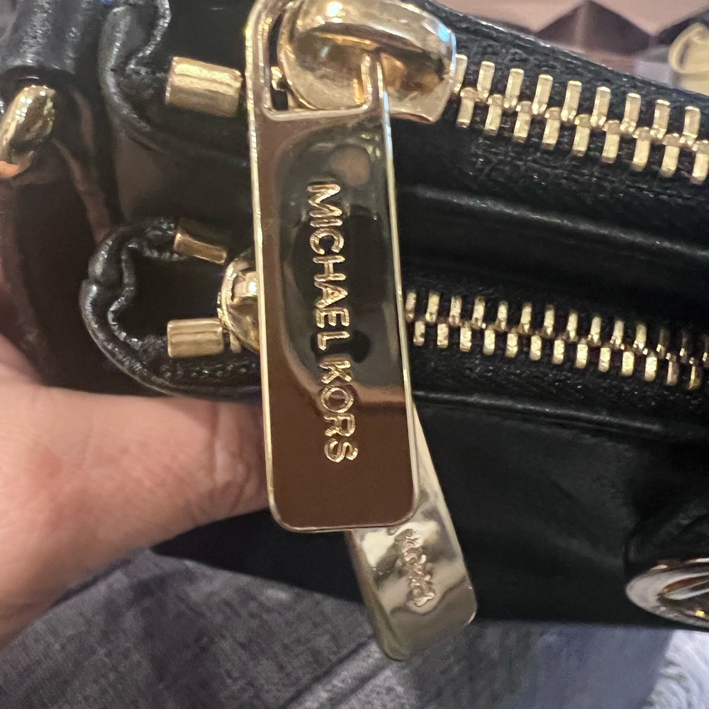 MICHAEL Michael Kors Black Pebbled Leather Logo Crossbody | Gold Hardware - Picture 7 of 7
